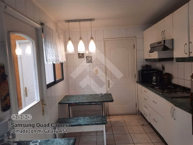 Casa en venta de 3 dorm. en Peñalolén