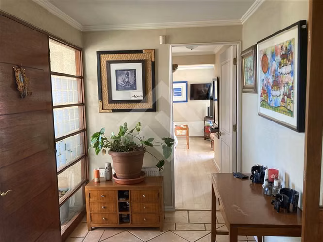 Casa en venta de 4 dorm. en Peñalolén