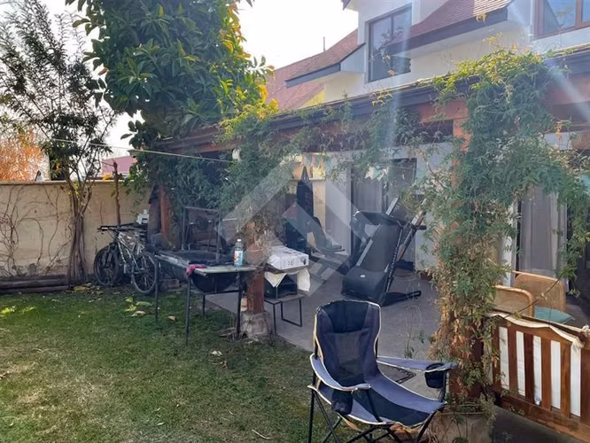 Casa en venta de 3 dorm. en La Florida