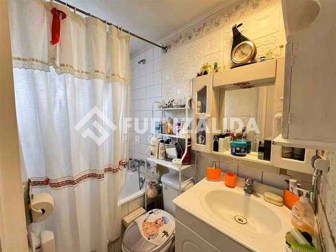 Casa en venta de 2 dorm en pasaje cerrado en Quilicura