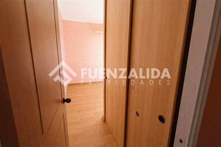 Casa en venta de 3 dorm. en La Florida