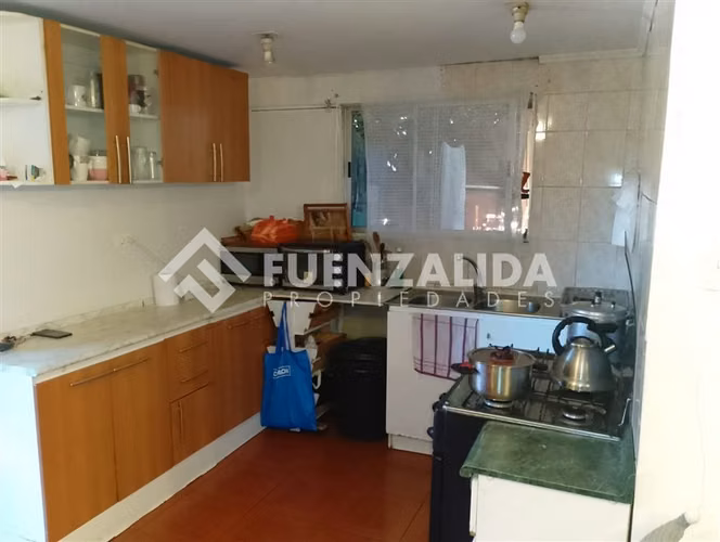 Casa en venta de 3 dorm. en El Bosque