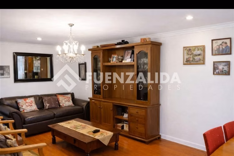 Casa en venta de 3 dorm. en El Bosque