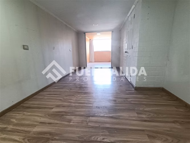 Casa en venta de 3 dorm. en Maipú