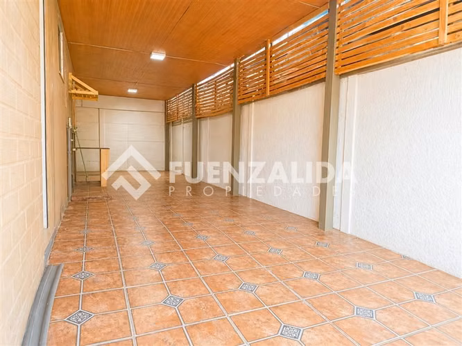 Casa en venta de 3 dorm. en Maipú