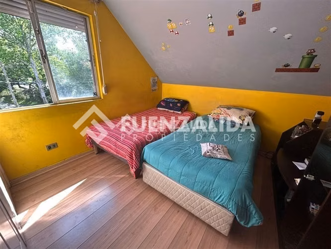 Casa en venta de 4 dorm. en Peñalolén