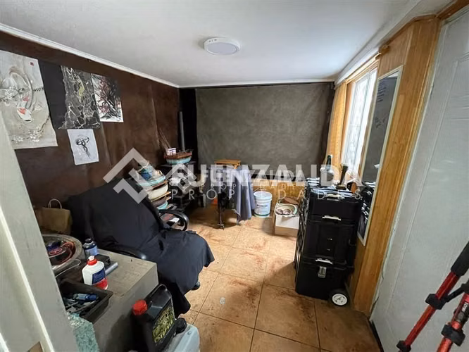 Casa en venta de 4 dorm. en Peñalolén