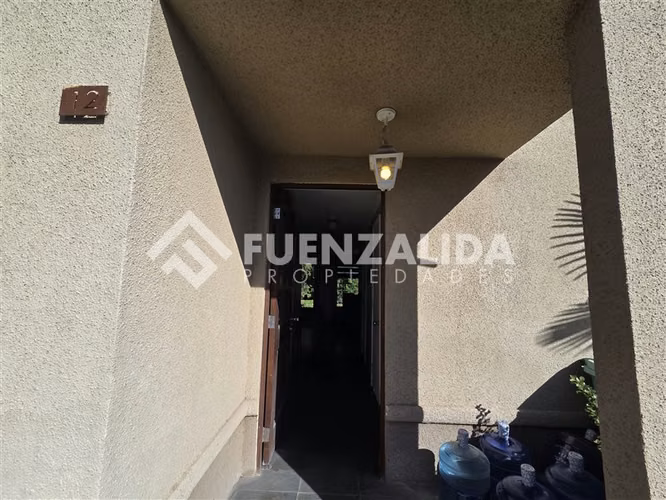Casa en venta en condominio. en Padre Hurtado