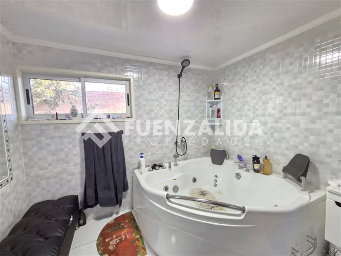 Terreno de 7.765 m2 en venta en La Pintana