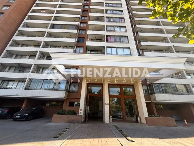 Departamento en venta de 2 dorm con est. en La Cisterna