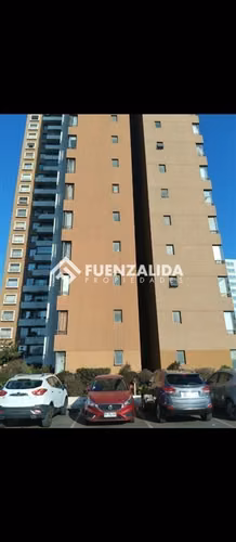 Departamento en venta de 2 dorm, estacionamiento ,. en Maipú