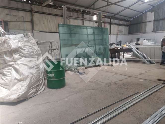 Industrial en venta en Cerro Navia