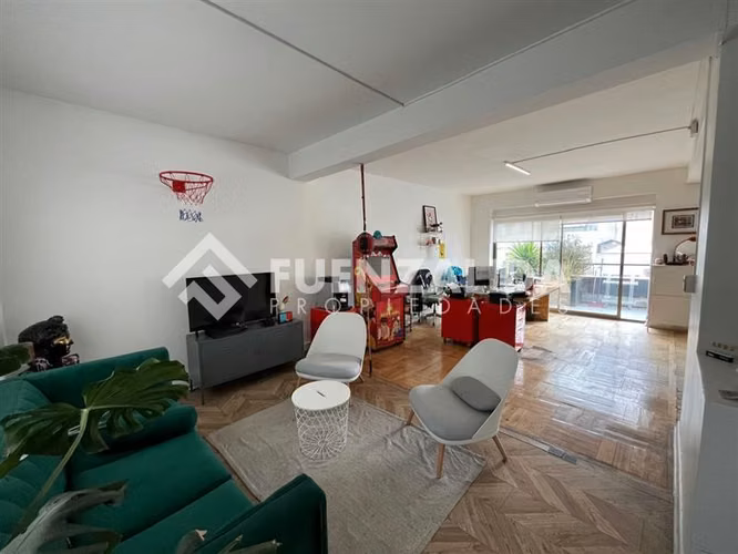 Departamento en venta de 4 dorm. en Santiago