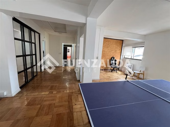 Departamento en venta de 4 dorm. en Santiago