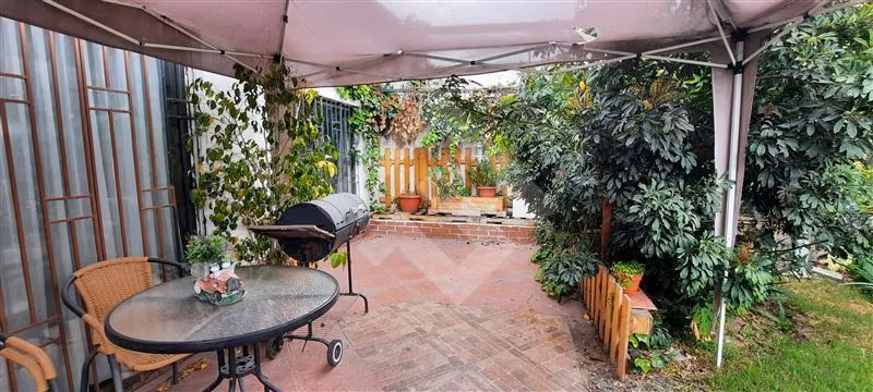 Casa en venta en La Cisterna