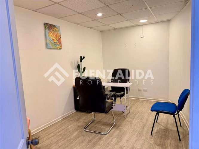 Oficina en venta 142 M2 8 Priv 5 Bañ 1 E 1 B. en Providencia - Imagen 11