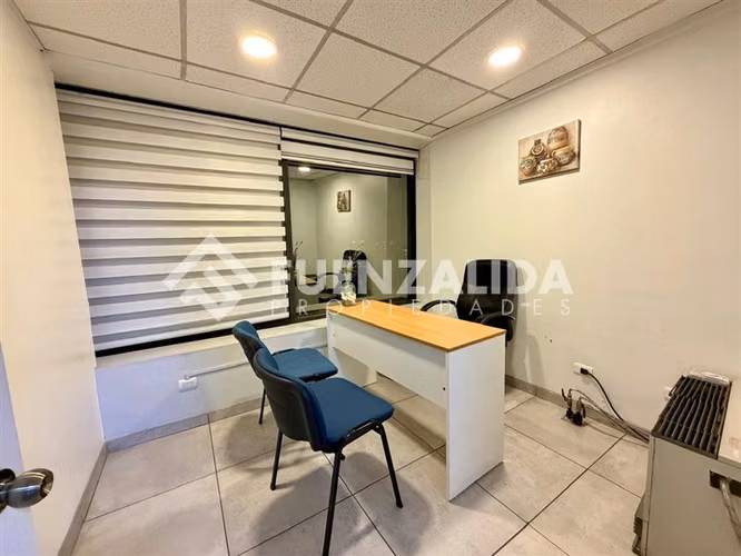 Oficina en venta 142 M2 8 Priv 5 Bañ 1 E 1 B. en Providencia - Imagen 23