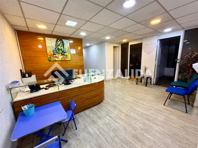 Oficina en venta 142 M2 8 Priv 5 Bañ 1 E 1 B. en Providencia - Imagen 2