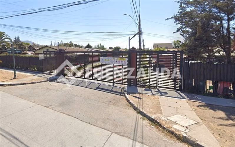 Casa en venta de 3 Dorm + Garaje. en Talagante