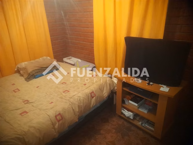 Casa en venta de 3 Dorm + Garaje. en Talagante
