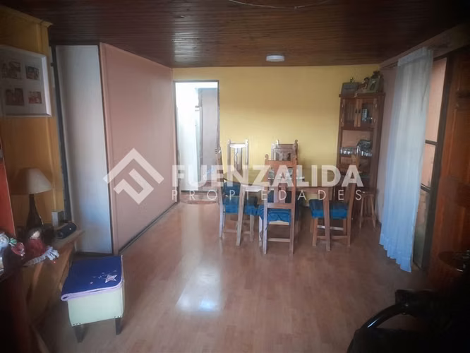 Casa en venta de 3 Dorm + Garaje. en Talagante