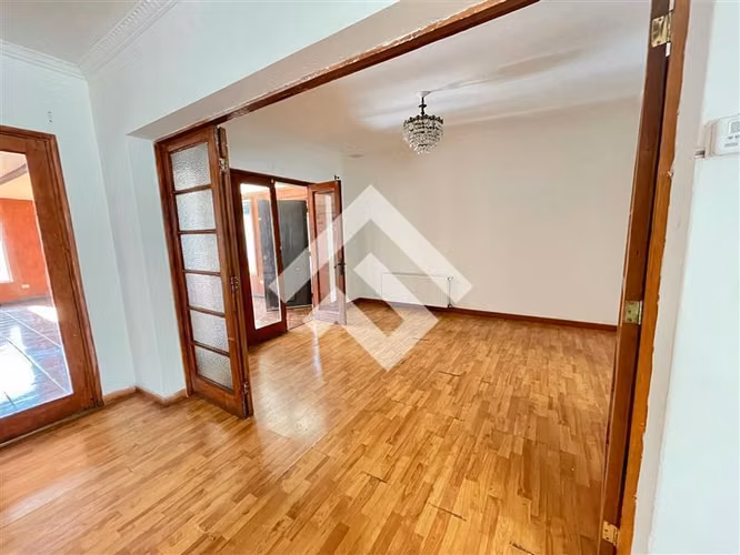 Casa en venta 738 M2 Terreno. en Providencia