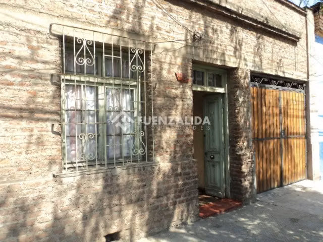 Casa en venta de 4 dorm. en Recoleta