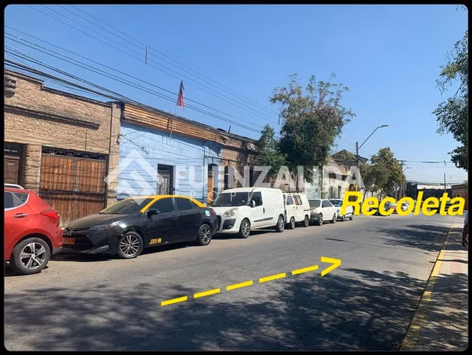 Casa en venta de 4 dorm. en Recoleta
