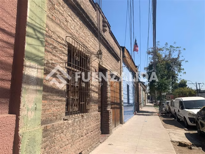 Casa en venta de 4 dorm. en Recoleta