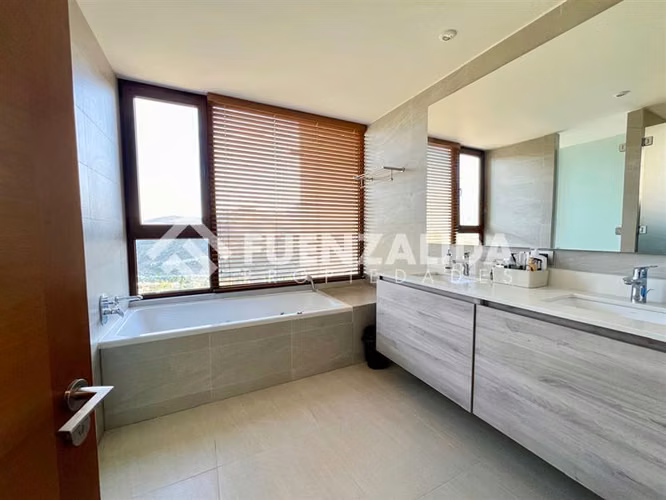 Exclusivo departamento en venta 5D 5B 2EST 1B. Lo Barnechea - Imagen 20
