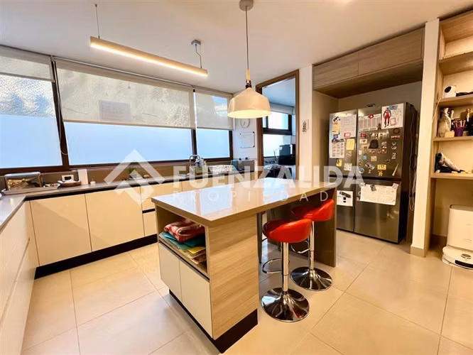 Exclusivo departamento en venta 5D 5B 2EST 1B. Lo Barnechea - Imagen 10