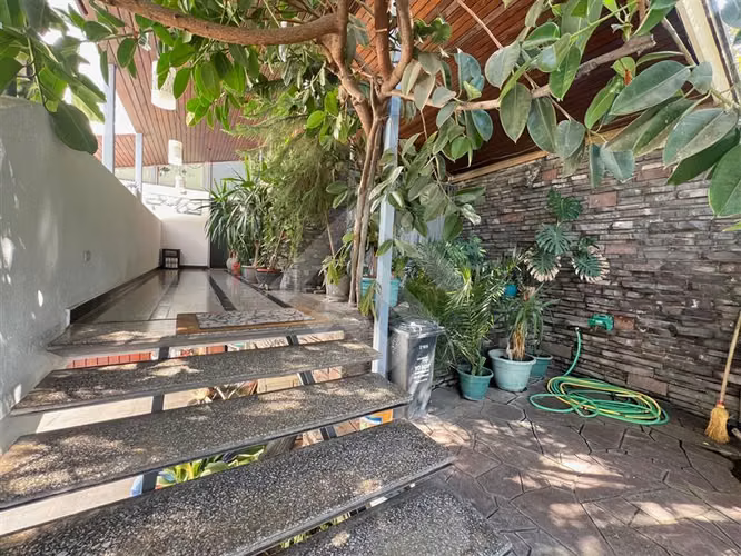 Casa en venta en exclusivo sector El Bosque. En Providencia