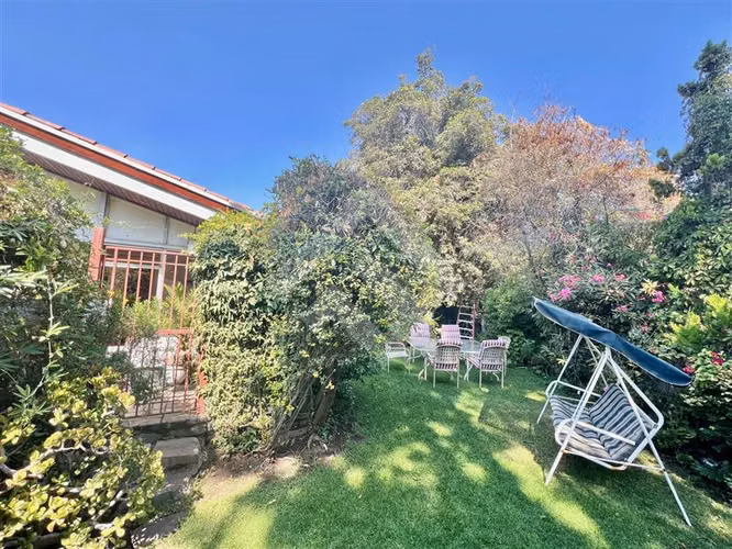 Casa en venta en exclusivo sector El Bosque. En Providencia