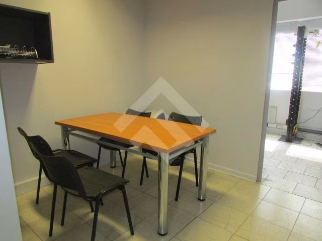 Oficina en arriendo en Santiago Centro - Imagen 12
