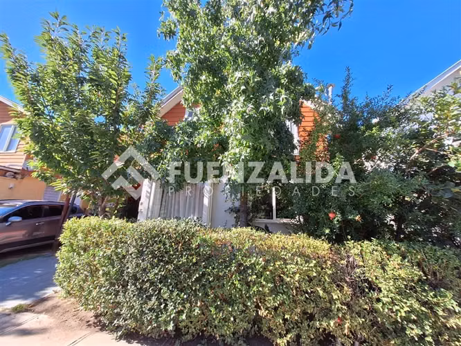 Casa en venta de 5 dorm. en Puente Alto