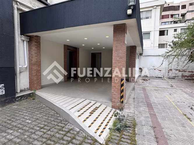 Oficina en arriendo en Providencia, APP