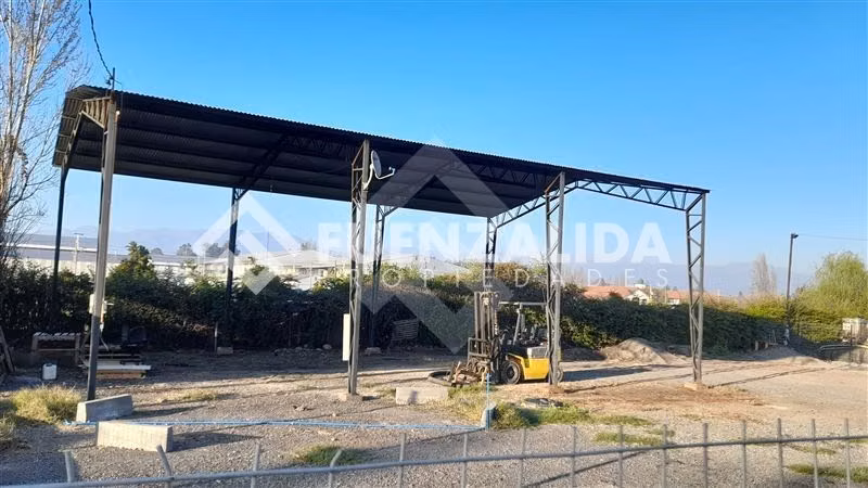 Sitio en arriendo en Buín app
