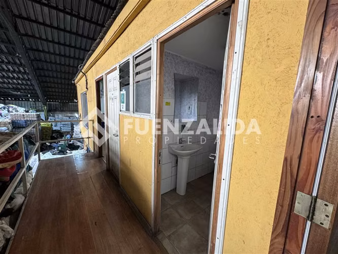 Bodega en arriendo en La Cisterna