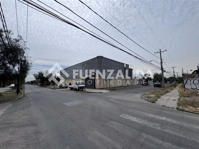Bodega en arriendo en La Cisterna
