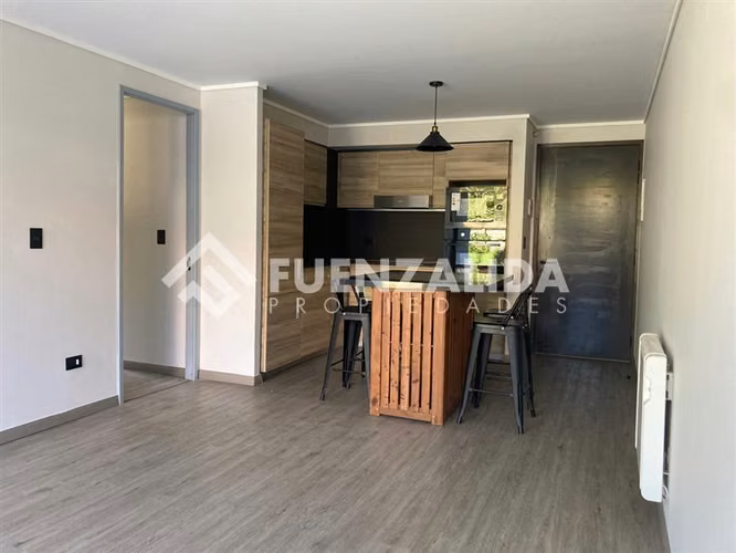 Departamento en arriendo de 2D2B con amplio patio