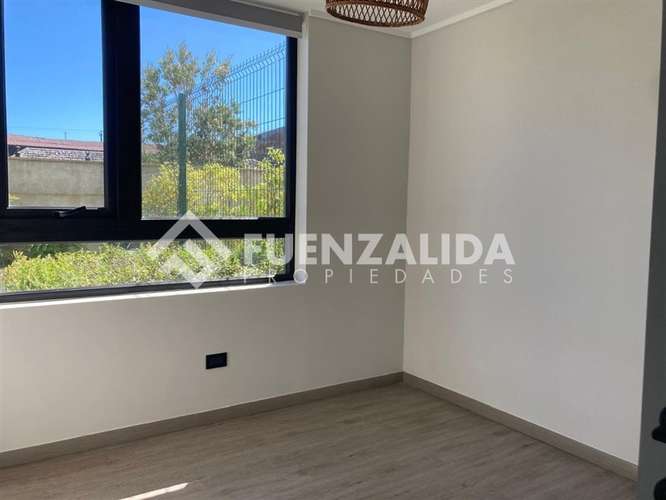 Departamento en arriendo de 2D2B con amplio patio