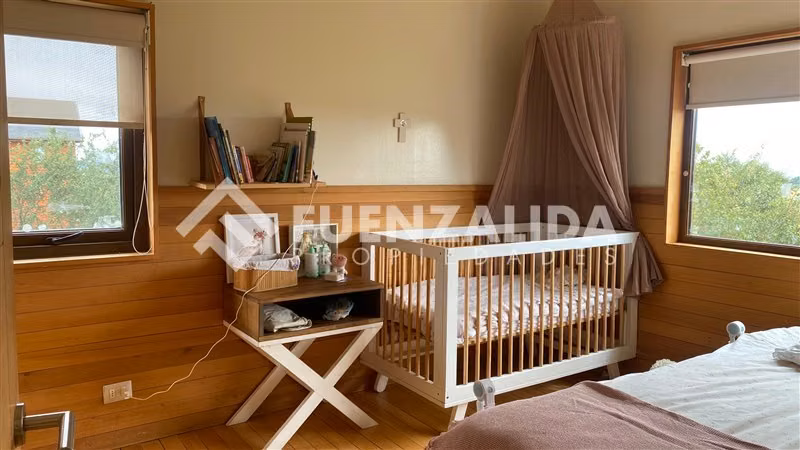 Vendemos Amplia Casa Condominio Las Bahías de Puerto Varas