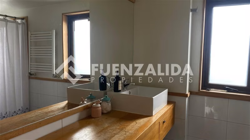 Vendemos Amplia Casa Condominio Las Bahías de Puerto Varas