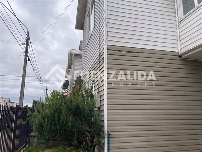 Casa en arriendo de 3D2B en Nueva Braunau
