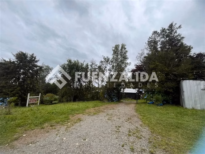 Arriendo de parcela con insfraectructura educativa.