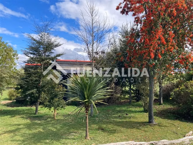 Vendemos casa en parcela de 3D4B en loteo camino a Ensenada