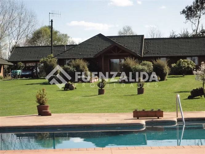 Casa en venta de 4 dorm. en Padre las Casas
