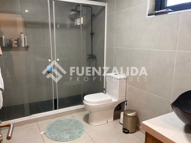Casa en venta de 4D3B en condominio Las tranqueras
