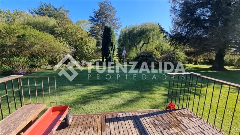 Casa de campo remodelada de 4D4B con jardin en Frutillar