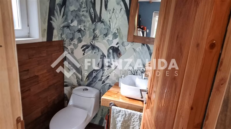 Casa de campo remodelada de 4D4B con jardin en Frutillar